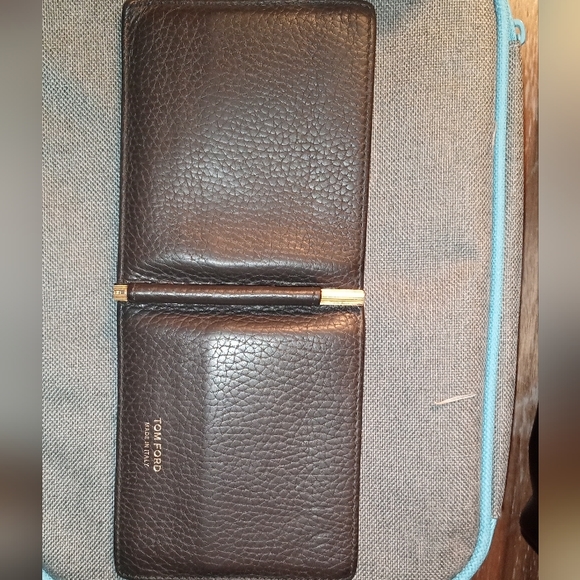 Tom Ford 0l - Picture 2 of 3